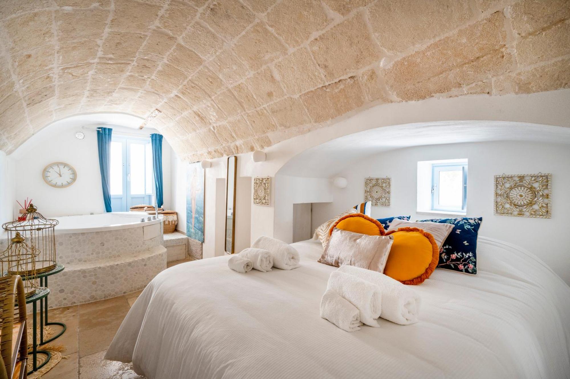 مونوبولي Apulia Charming Suites - Casa Lonfo Suite Sole المظهر الخارجي الصورة